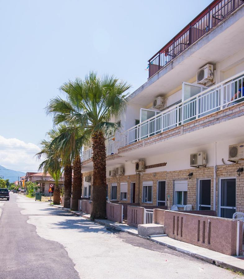 Villa Alexandra Sun Vrasná エクステリア 写真